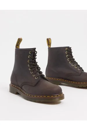 Dr. Martens 1460 8-eye boots in