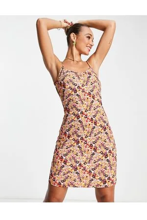 VERO MODA Mini cami dress with tie back in red floral print