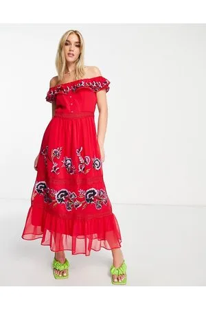 HOPE & IVY Off shoulder embroidered midi dress in