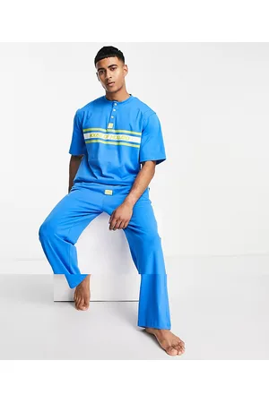 House of Holland Lounge t-shirt and jogger set in with green contrast