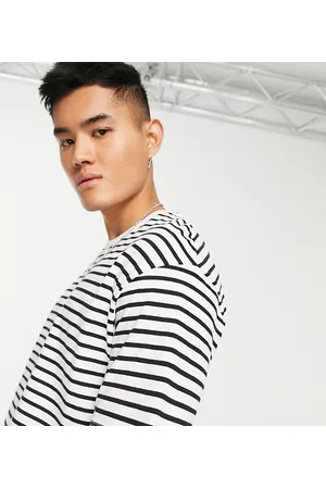 ADPT. Men Short Sleeve - Oversized boxy fit t-shirt in stripe