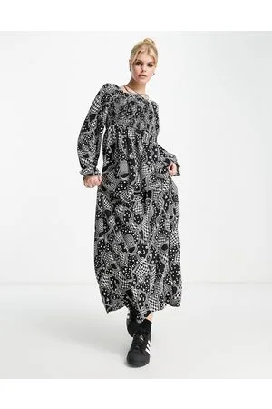 ONLY Smock maxi dress in and white print