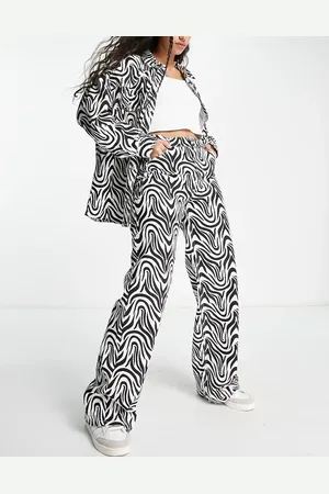 Pieces® Wide leg jeans co-ord in zebra print