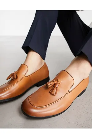 Office Manage tassel loafers in tan leather