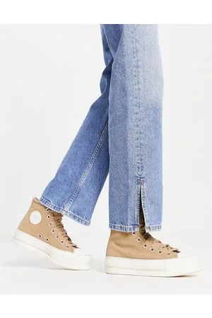 Converse Lift Hi trainers in desert sand