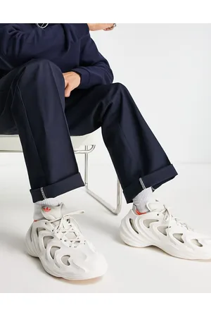 adidas Adifom Q trainers in off