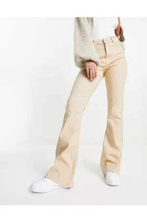 Pieces® Peggy flared jeans in beige