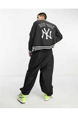 New Era New York Yankees bomber jacket in black