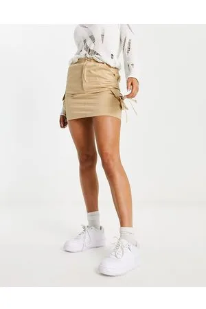 Tammy Girl Y2K cargo mini skirt with toggle side in beige