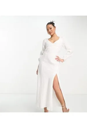 Forever New Long sleeve maxi dress in ivory