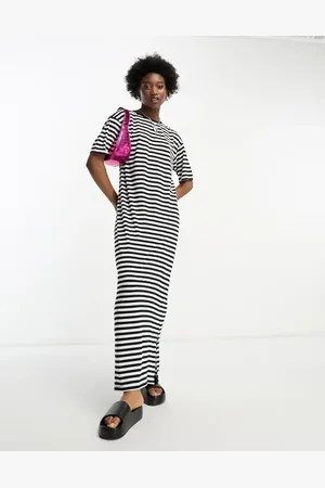 Noisy May Maxi t-shirt dress in & white stripe