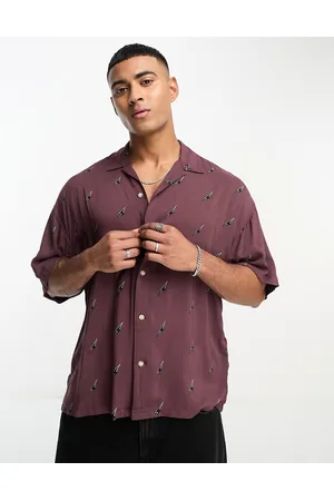 ADPT. Men Short sleeves - Oversized revere collar short sleeve shirt with lightening print in burgundy
