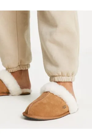 UGG Scuffette II slippers in chestnut