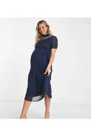 HOPE & IVY Embroidered open back midi dress in navy