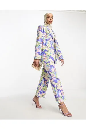 Wedding Guest Suits | Wedding Guest Trouser Suits | boohoo Ireland