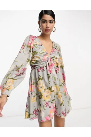 In The Style X Georgia Louise volume sleeve lace-up back flippy playsuit in grey floral