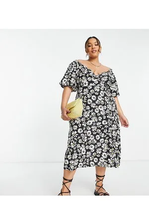 Influence Wrap midi dress in daisy print