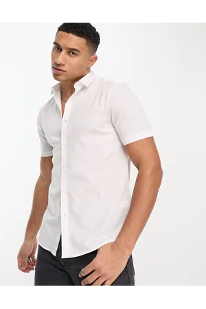 New Look Men Short sleeves - Short sleeve poplin shirt in