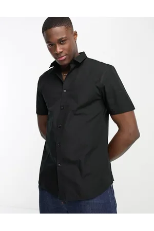 New Look Men Short sleeves - Short sleeve poplin shirt in
