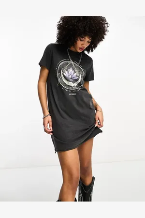 ONLY Graphic t-shirt mini dress in washed