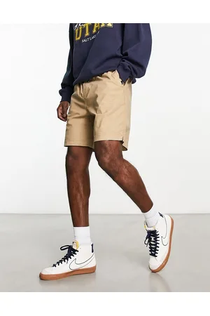 Quiksilver Men Shorts - Taxer cord shorts in