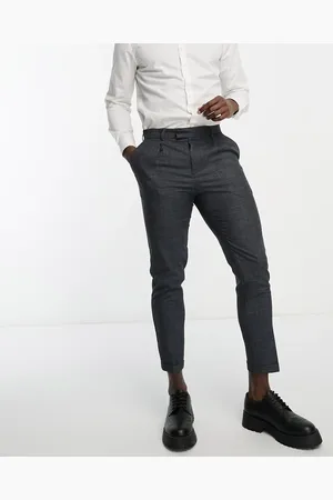 New Look Pleat front tapered trousers in texture