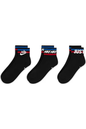 Nike Everyday Essential 3 pack ankle socks in