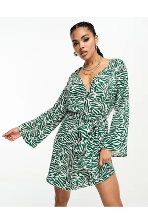 I saw it first Flared sleeve tie waist mini dress in green zebra