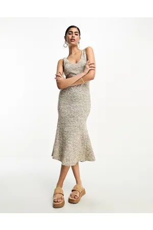 NA-KD Flowy hem midi dress in beige melange