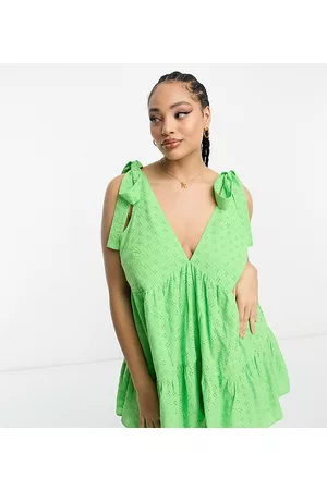 ASOS ASOS DESIGN Curve broderie tie shoulder smock playsuit in pop