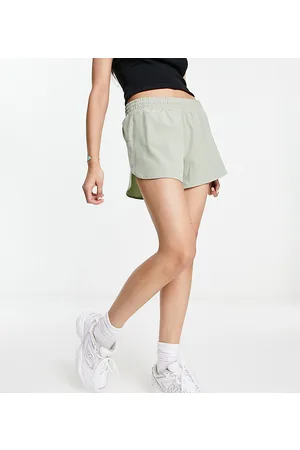 Columbia Hike short in exclusive to ASOS