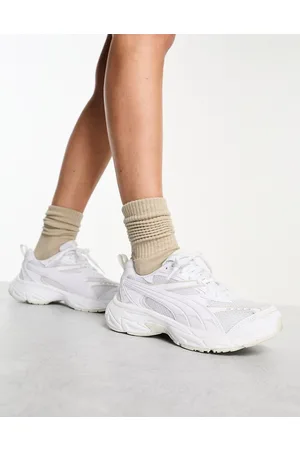 PUMA Morphic trainers in