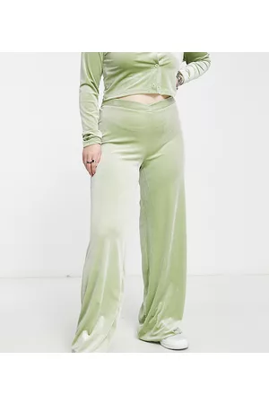 Daisy Street V waist fitted trousers in stretch velvet sage co-ord