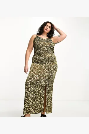 Heartbreak Plus Satin cami maxi dress with side split in ditsy floral print