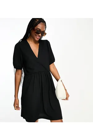 Pieces® Exclusive textured v neck smock mini dress in