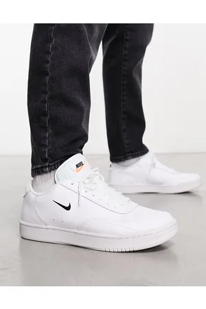 Nike Court Vintage trainers in and black