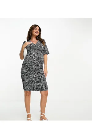 Mama;licious Mamalicious Maternity ruched bodice jersey midi dress in mono animal print