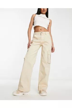 Guess Cargo jeans in tan wash