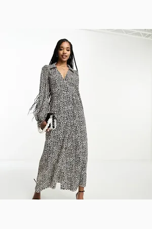 ASOS ASOS DESIGN Tall collared wrap midi dress in leopard print