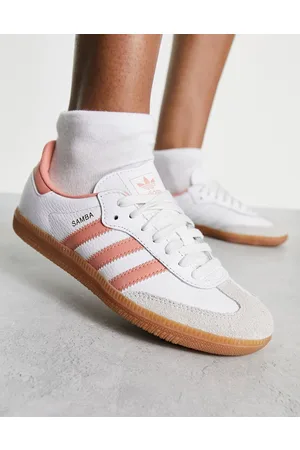 adidas Samba OG trainers in and peach