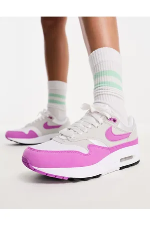 Nike Air Max 1 trainers in fuchsia