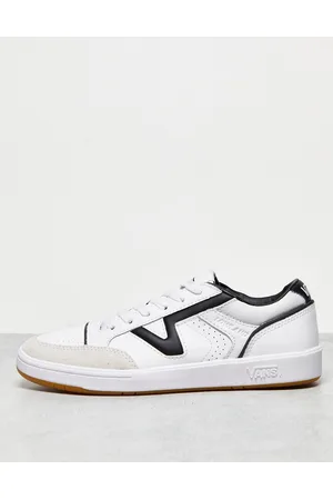 Vans Lowland jmpr trainers in court true and black with gum sole