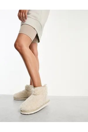 Simmi london fluffy discount slippers in cream