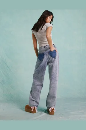 Miss Selfridge Baggy heart pocket jean in acid wash