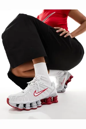Nike Shox TL unisex trainers in and red
