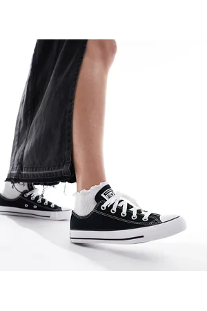 Converse Chuck Taylor All Star Ox Wide Fit trainers in