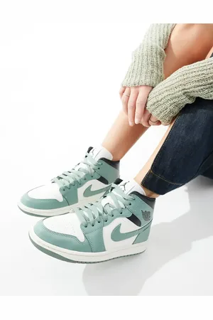 Jordan Nike Air 1 mid trainers in sage green