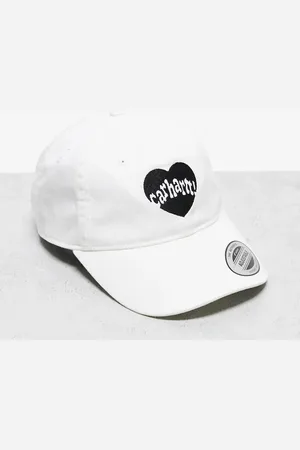 Carhartt Unisex amour heart print cap in