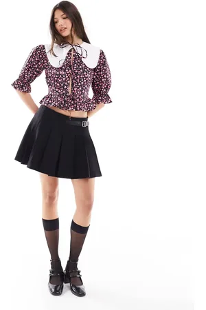 Miss Selfridge Buckle trim pleated mini skirt in