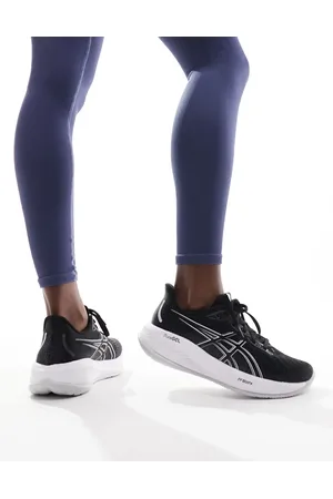 Asics Gel-Cumulus 26 running trainers in and concrete